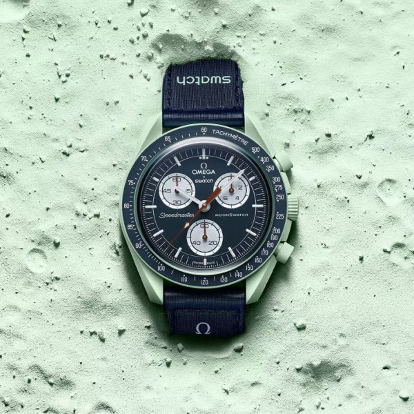 Omegaa Speedmaster x S watch