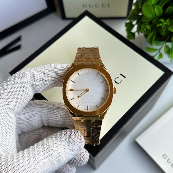 Gucci Bunny (Full Gold)