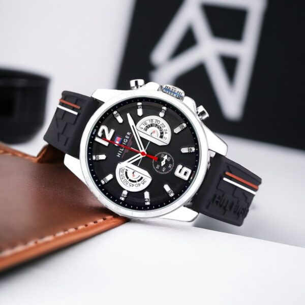 Tommy_Hilfiger Decker